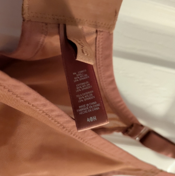 SKIMS Ultra Fine Mesh Bra Size 40H - Picture 4 of 4